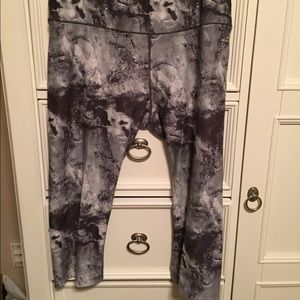 bcg workout capris - Size L